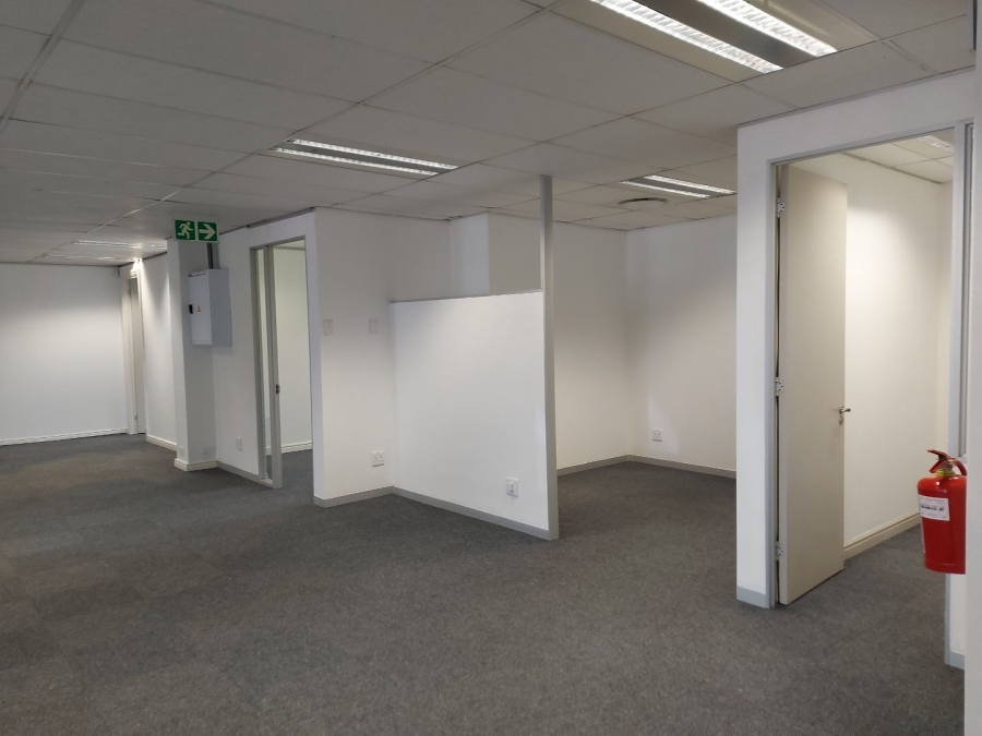 To Let commercial Property for Rent in Mowbray Western Cape